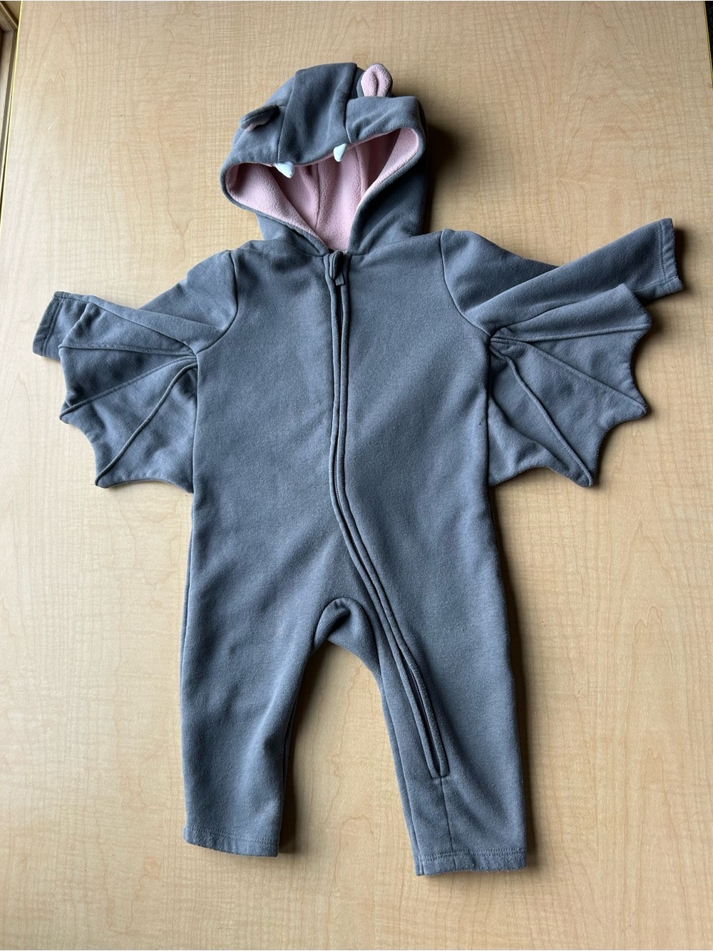 Toddler Bat Halloween Costume 12-18M Adorable Gray Old Navy
